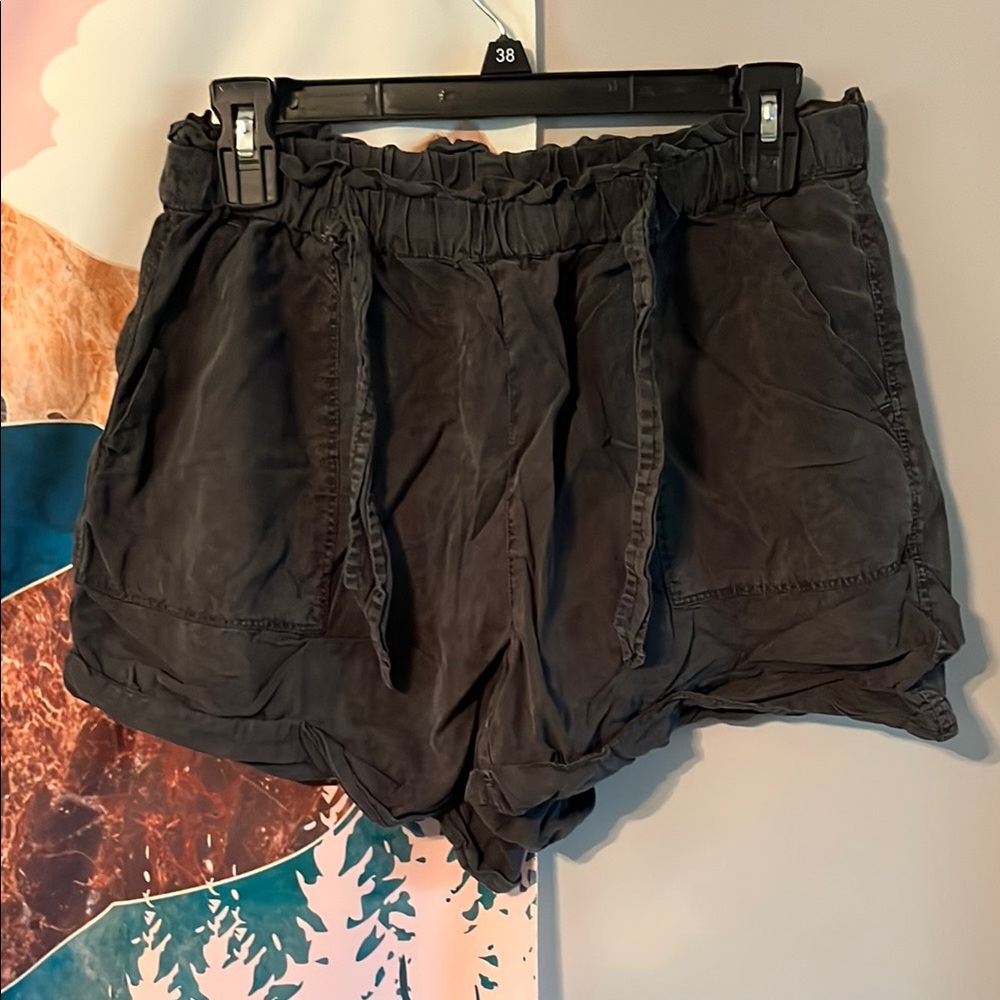 Women's Black Linen Shorts